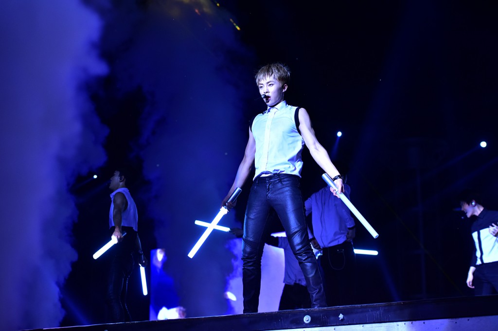 Xiumin dancing at El Dorado